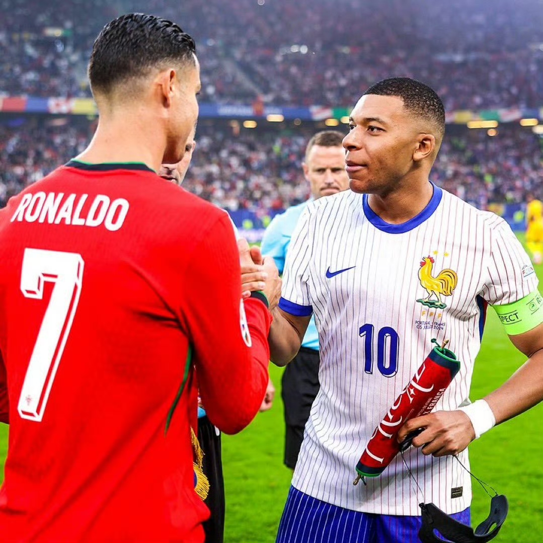 足球豪强再度碰撞，强强对话场面火爆的简单介绍